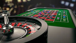 Layar permainan Ikan Jackpot kingbet88 menampilkan ikan dan target yang bergerak dengan antarmuka penembakan interaktif